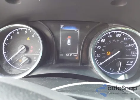 2020 Toyota Camry Le z USA, uszkodzony, nr VIN 4T1C11AK4LU395938